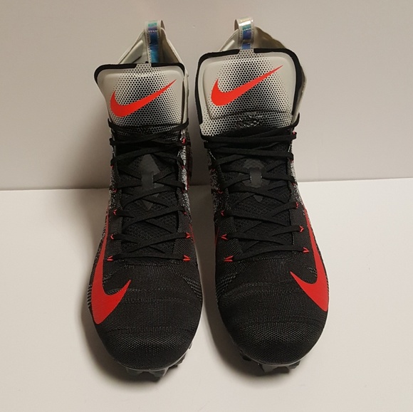 Nike Vapor Untouchable 3 Elite Football Cleats Men main image 4